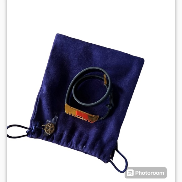 TORY BURCH Fitbit Bracelet with Dust Cover -EUC - Picture 5 of 5